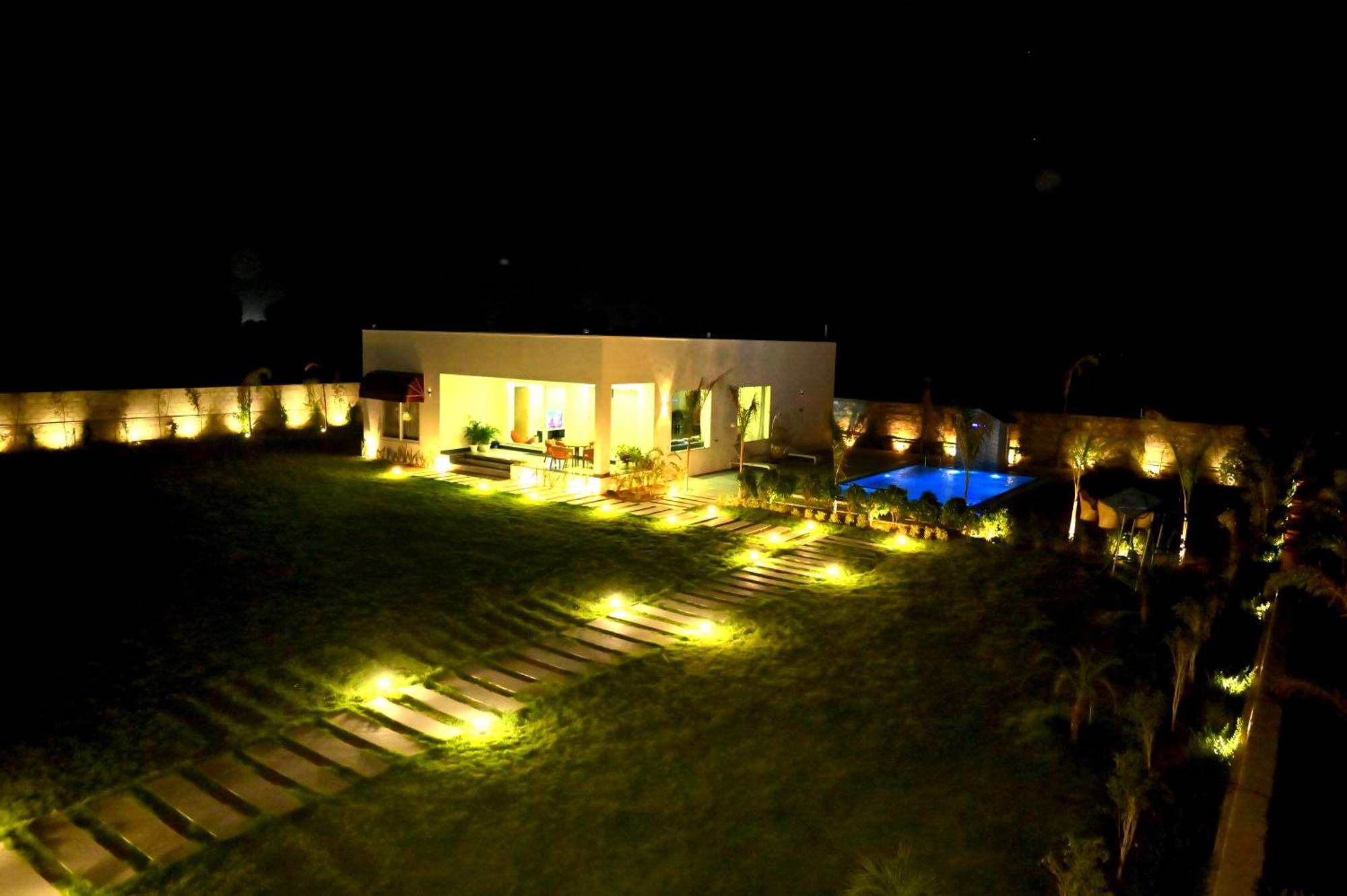 The Peace- A Luxury Private Pool Villa Τζαϊπούρ Εξωτερικό φωτογραφία